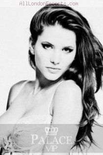 Eva escort
