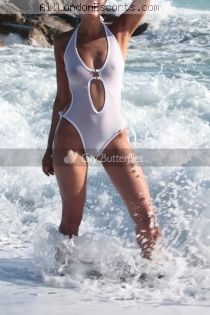 Amilia escort