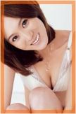 Japanese 34C bust size girl, naughty, listead in a level gallery