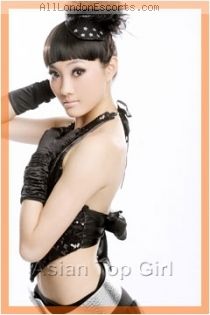 asian escort Umia