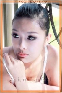 Tifferni escort - 34C bust, Brunette hair, Brown eyes