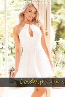 Kate escort - 34DD bust, blonde hair, brown eyes