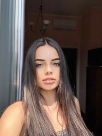 Compare to Peaches escort