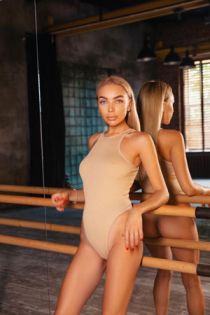 Compare to Cleo escort