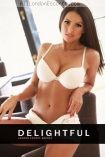 elite London escort Alicia