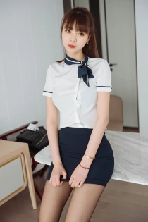 Singaporean escort Evenlyn