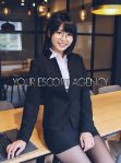 stunning Japanese girl in Euston