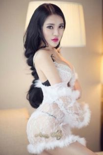 Sara escort - 34C bust, black hair, black eyes