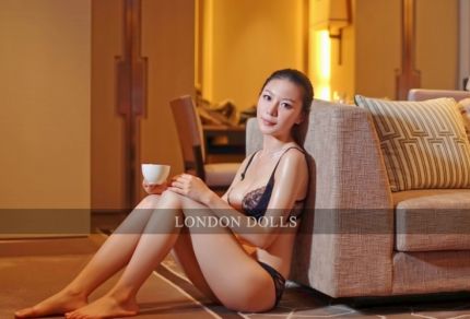 Bertha escort - 34C bust,  hair,  eyes