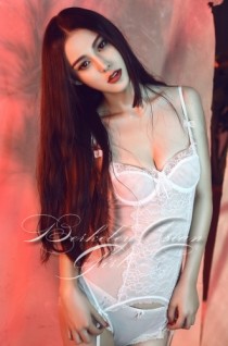 Central London escort Zana