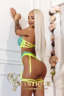 Outcall Only escort Lola