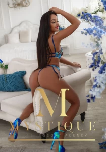 brunette escort Odette