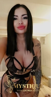 super busty escort Becky 