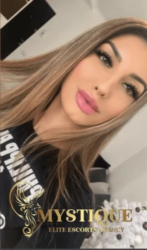 busty escort Mira