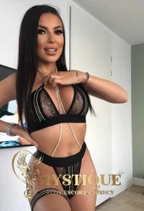 Maria 25 years old girl