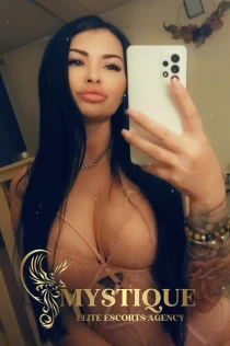 busty escort Becky 