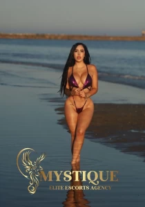 busty escort Laura