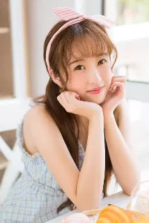 Ginako escort - 32B bust, black hair, black eyes