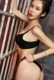 Edgware Road Mimiki performs perfect date