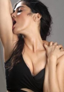 massage escort Aditi