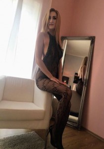 Outcall Only escort Olivia