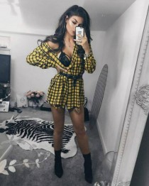 Cara escort - 34C bust, brunette hair, brown eyes