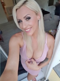  escort Brittany Bardot