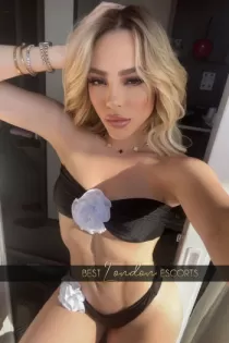 Alpine escort - 32C bust, Blonde hair, Brown eyes