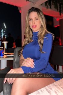 Aldgate escort Osema