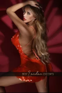 Scarlet 24 years old girl