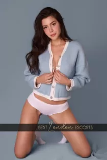Knightsbridge escort Agnes