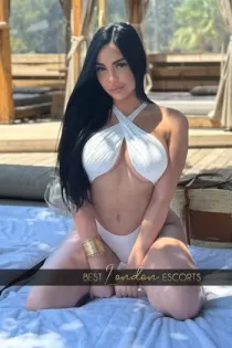 Latin / Brazilian escort Aleja