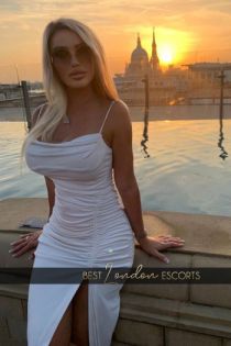 elite London escort April