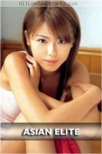 Umi escort - 34B bust, brunette hair, Brown eyes
