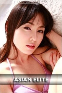 Singaporean escort Sophie