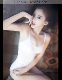 Chinese escort kylie