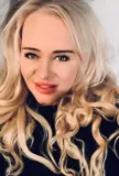 Nicole English escort