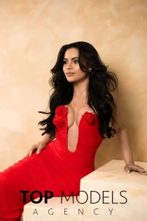 International Bookings escort Isabel