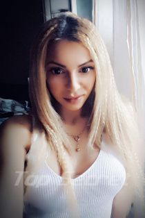 teen escort Annaissa