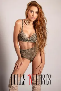 Luceria escort - 34C bust, red hair, brown eyes