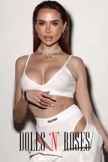 Compare to Noa escort