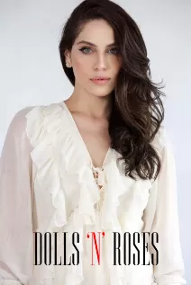 Compare to Vicky escort