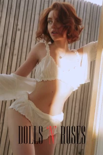 Brazilian escort Sona