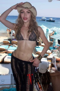 Spanish escort Caetana