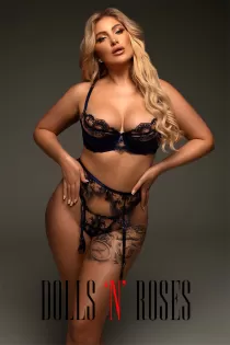 London escort Camilla