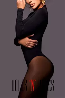 petite escort Everly