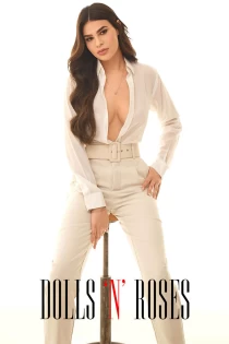Italian escort Isha