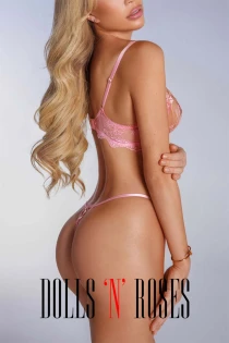 Latvian escort Aliandra