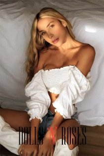 Outcall only escort Mara