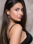 bayswater Thayna 24 years old renders perfect service